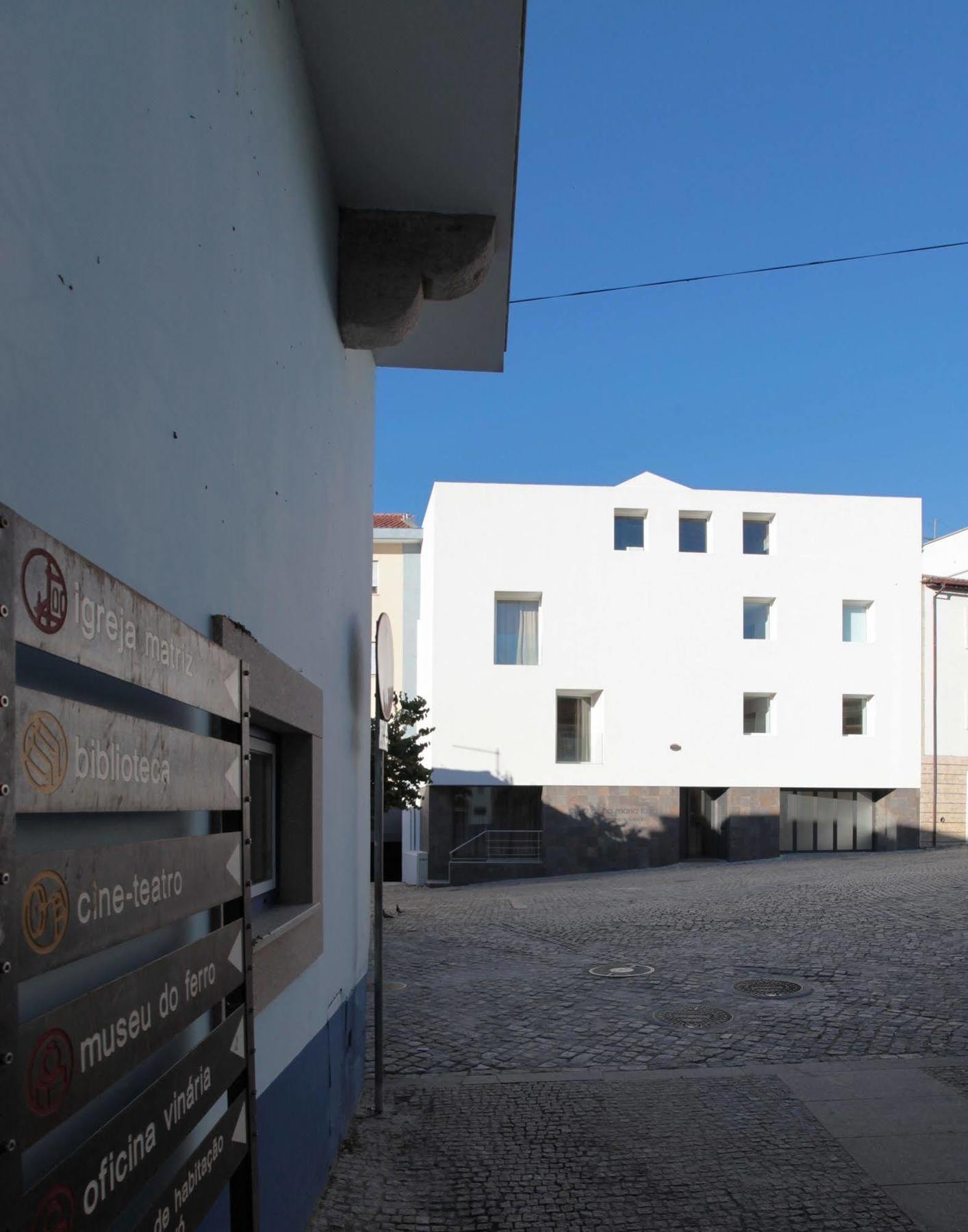 Casa Dona Maria Luiza Guest House Torre De Moncorvo Exterior photo